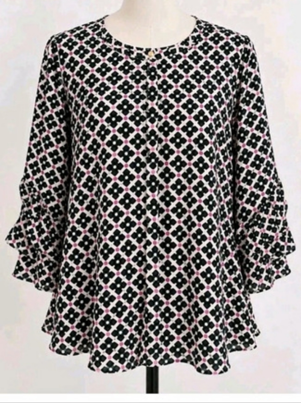 Liz Claiborne Geometric Tunic in Black & Pink Size 2X